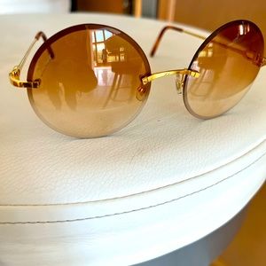 24 karat gold 🖤 Cartier sunnys ! Case and everything included